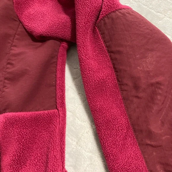 The North Face Pink Fleece Jacket - Picture 6 of 10